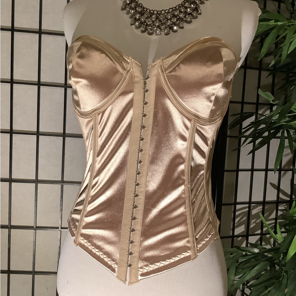 Forever 21 satin corset top, sz L